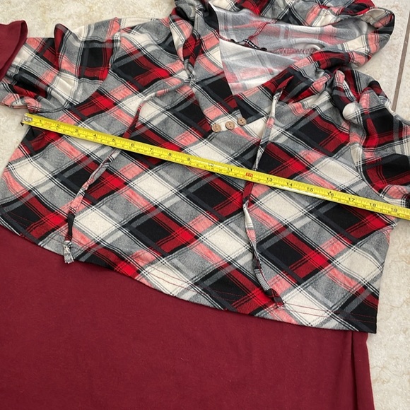 Quinee Nursing Hoodie - EUC! - Picture 4 of 4